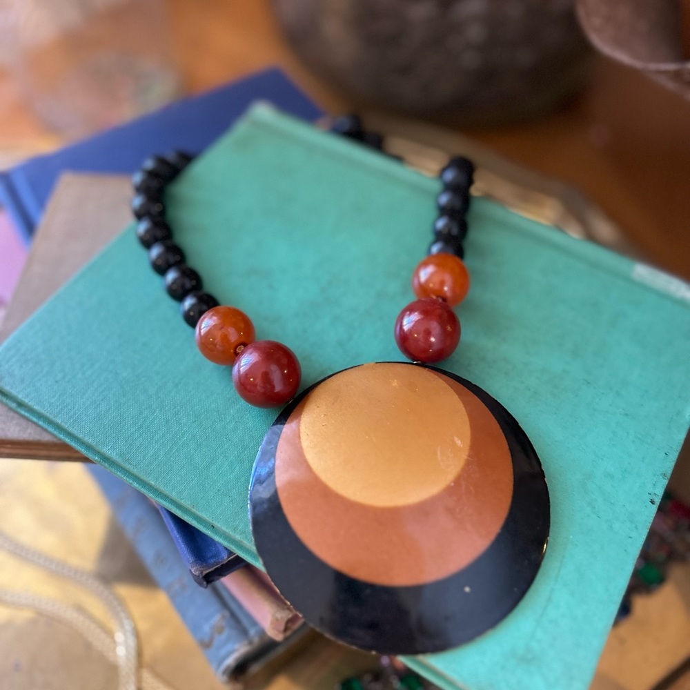 70s Groove Necklace